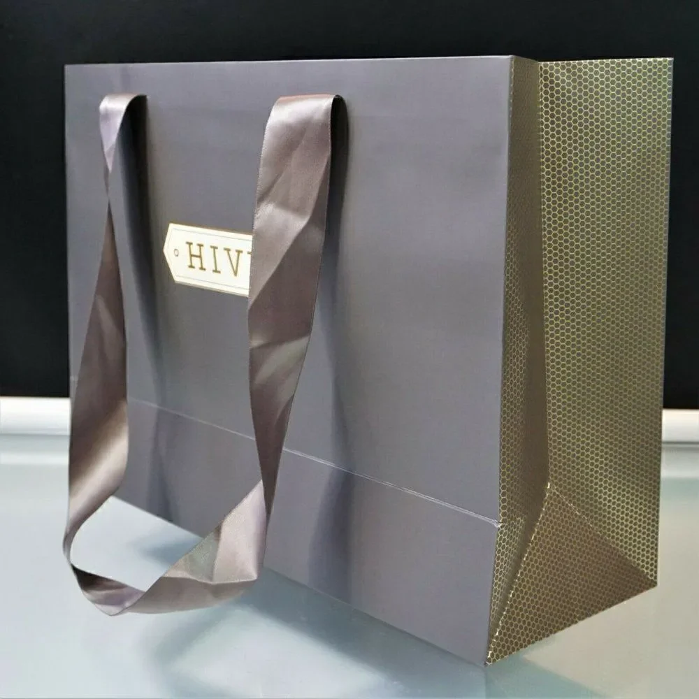 Hive Boutique Store West Palm Beach Florida Totes 2 Paper Gift Bags Rope Handle